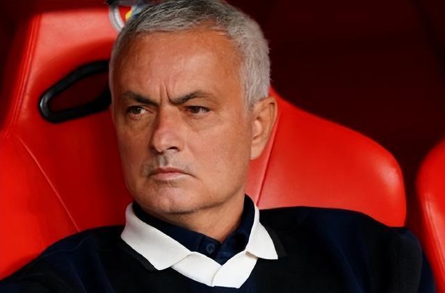 费雷德起脚, 和埃德森的, 穆帅走后 费雷德起脚, 和埃德森的, 穆帅走后