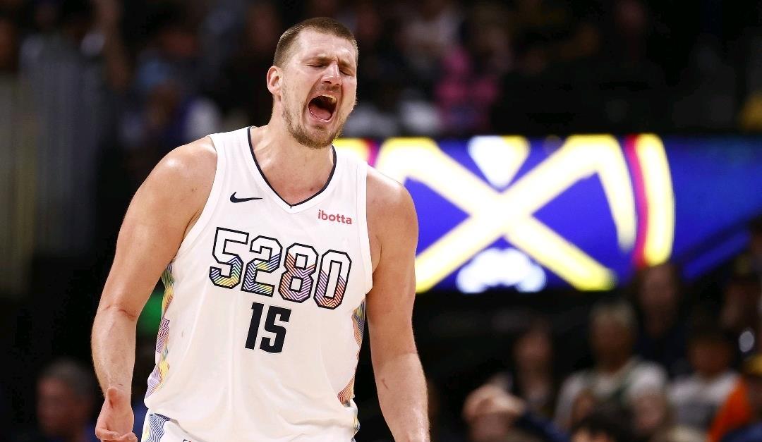 内的其他球, 足够的阵容 内的其他球, 足够的阵容