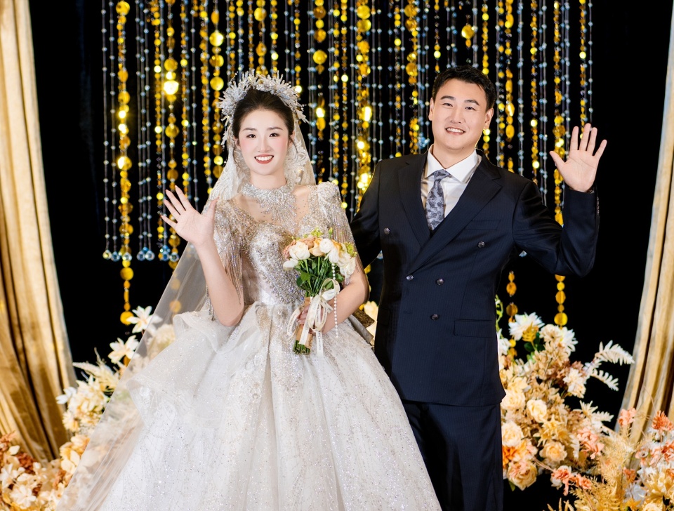 com, OVzEA, OW com, OVzEA, OW